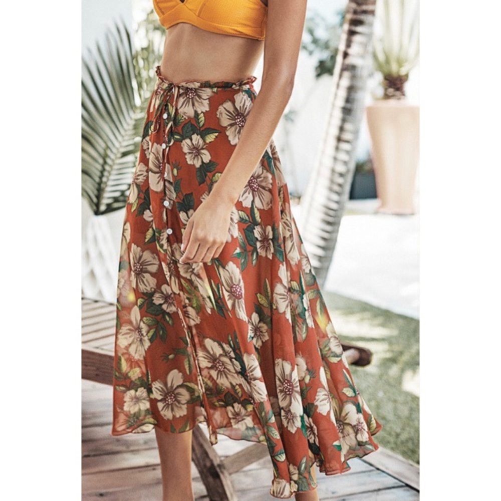 NWT - Floral maxi skirt